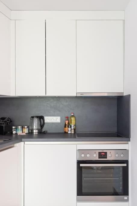 Apartment Gruene Und Zentrale Ruhelage Im Neubau Mit Balkon Vienna