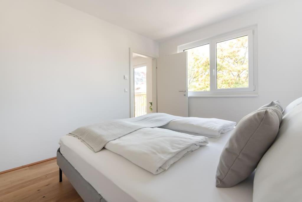 Gruene Und Zentrale Ruhelage Im Neubau Mit Balkon Apartament Wiedeń